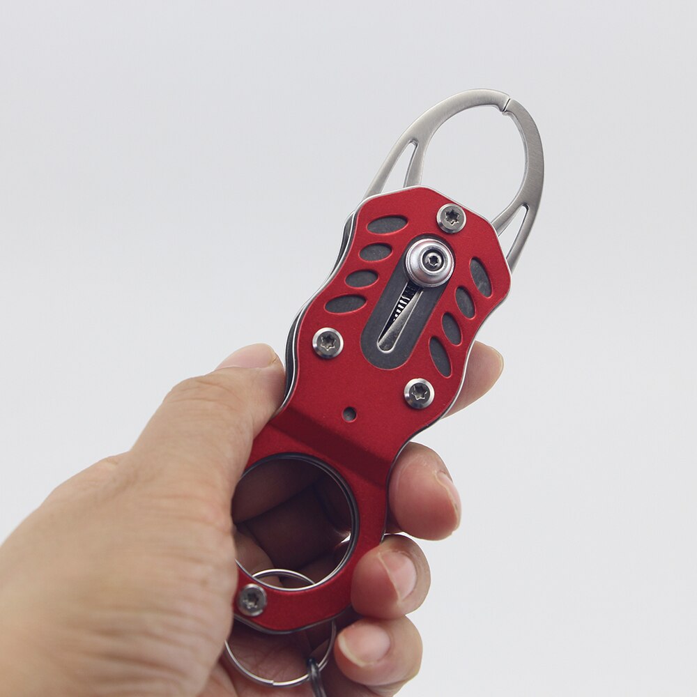 Compact Fish Gripper with Rope