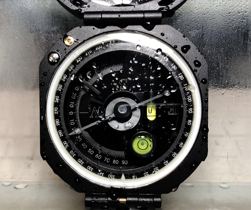 Lightweight Shockproof, Waterproof Compass